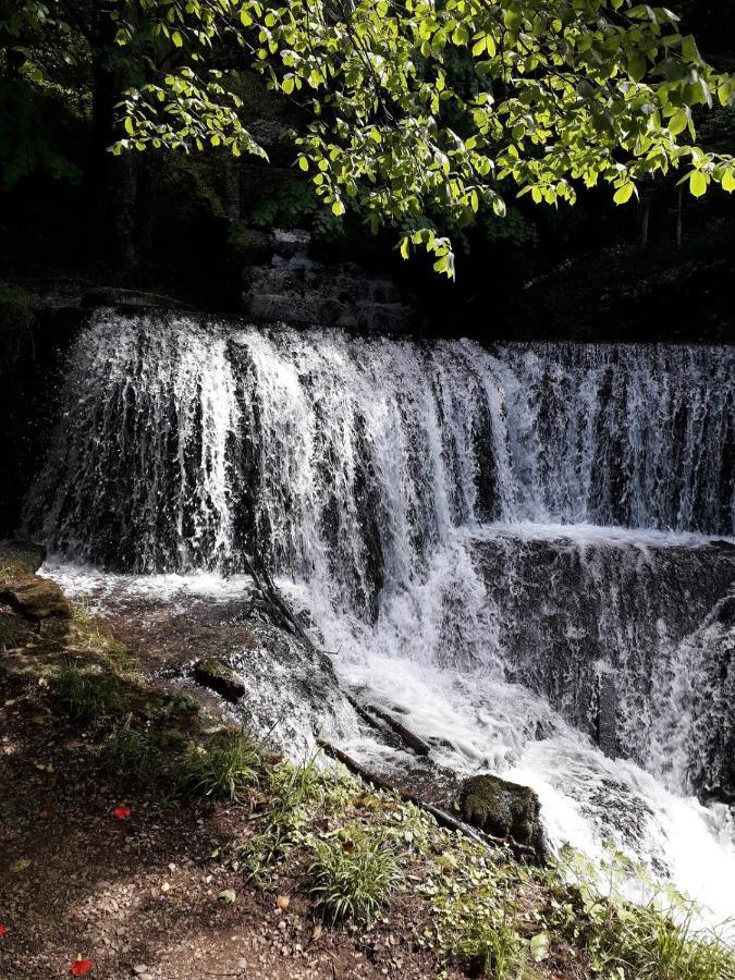 Gite 3 Etoiles "Entre Sources Et Riviere" Besancon Vaire-le-Grand Buitenkant foto